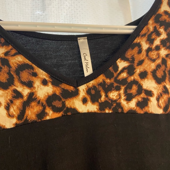 Ladies tunic - Picture 3 of 3